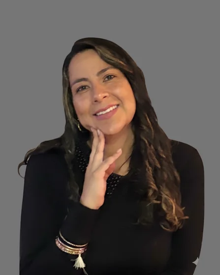 Carolina-Suarez-Adjointe-administrative